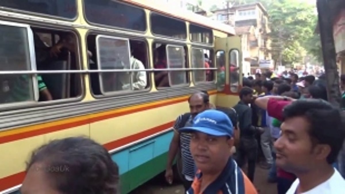 Tourists Assaulted by Bus Driver and Conductor Near Shantadurga Temple, Calangute; Accused Arrested