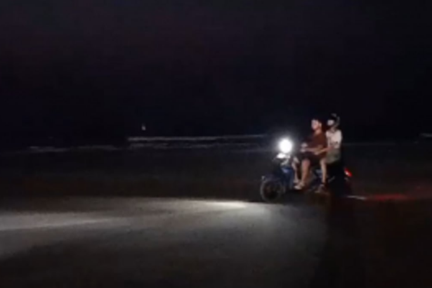 Tourist's Reckless Beach Riding Threatens Olive Ridley Turtle Nesting Site in Morjim