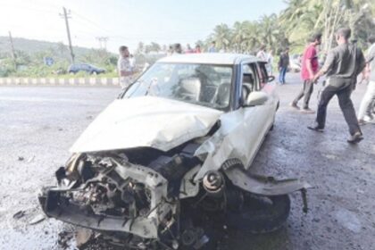 Tourists injured after rental car  hits road divider at Calangute