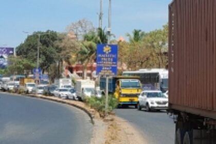 Traffic Nightmare continues despite mega highways and bridges