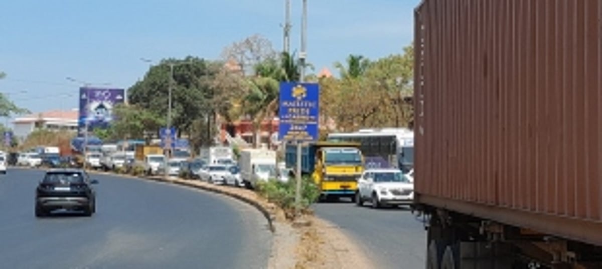 Traffic Nightmare continues despite mega highways and bridges