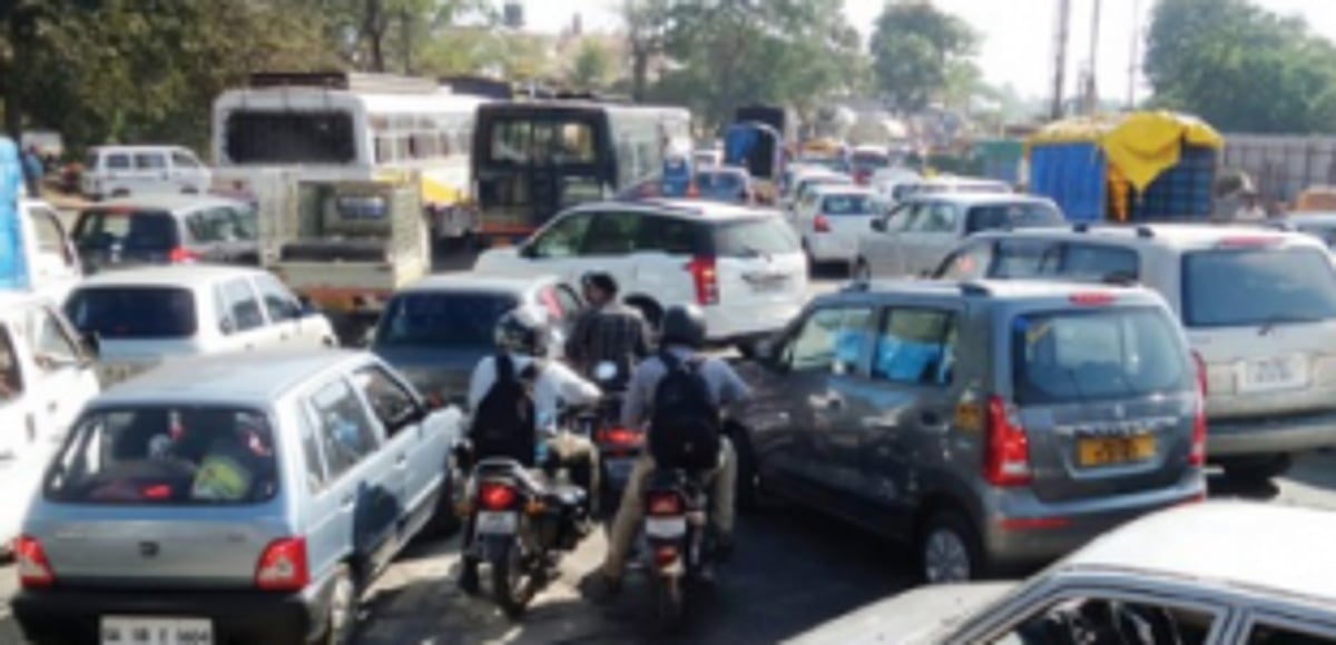 Traffic congestion at Mardol