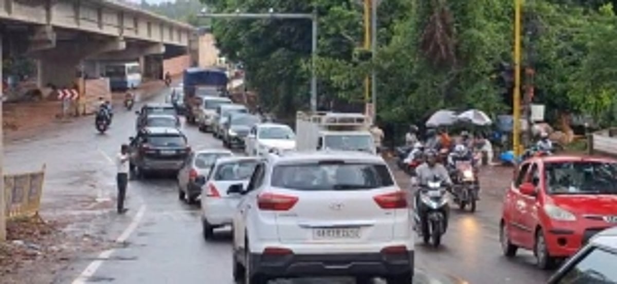 Traffic jams are a regular feature at Chimbel junction