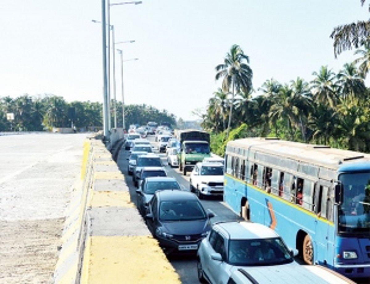 Traffic jams nothing new, claim commuters as they narrate their ordeal