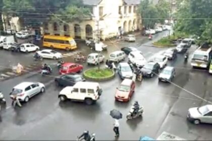 Traffic jams on Thursday as people, vehicles queue up at Vasco markets