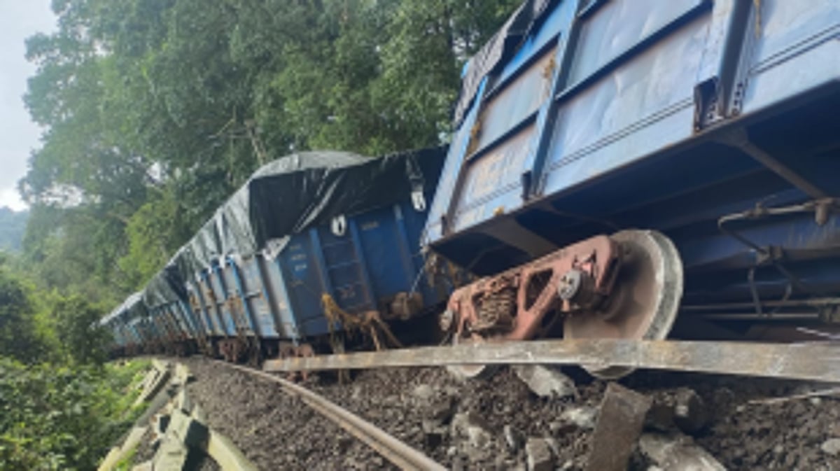 Traffic on South Western Railway affected due to derailment of goods train in Goa