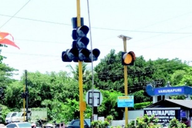 Traffic signals installed at Varunapuri junction