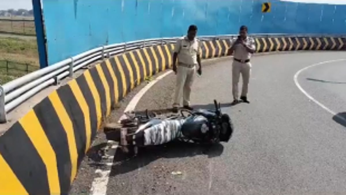 Tragedy at Dabolim as 2 K’taka youth die after falling off grade separator