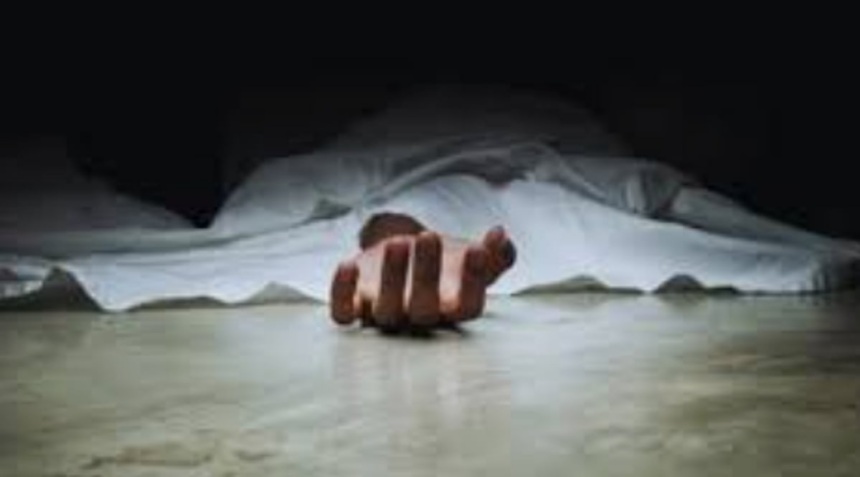 Tragedy on Panjim Promenade: Man Falls Into Mandovi River While Sleeping, Dies 1 Tragedy on Panjim Promenade: Man Falls Into Mandovi River While Sleeping, Dies