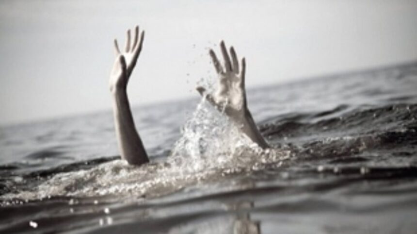 Tragedy strikes as two children drown in pond in Pratapgarh, Uttar Pradesh 1 Tragedy strikes as two children drown in pond in Pratapgarh, Uttar Pradesh