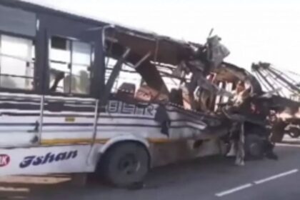 Tragic Collision Between a Bus & Truck in Assam Claims 14 Lives, Leaves 27 Injured.