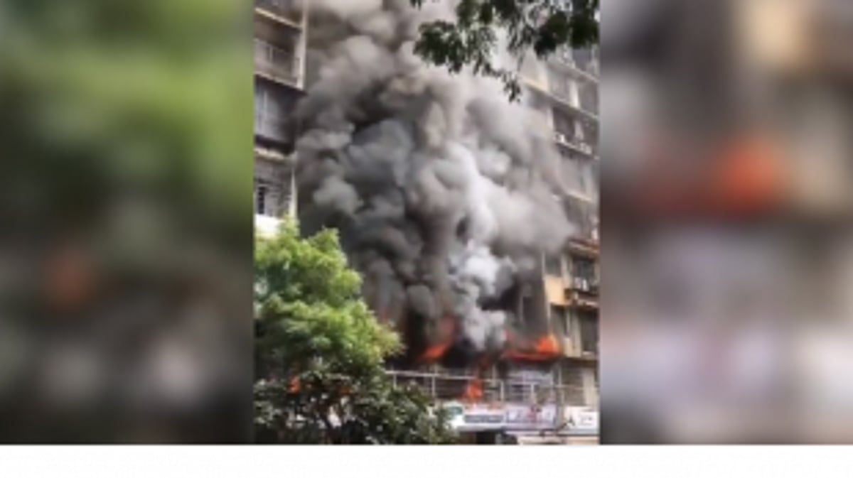 Tragic Fire in Mumbai's Kandivali Claims Two Lives, Injures Three Others