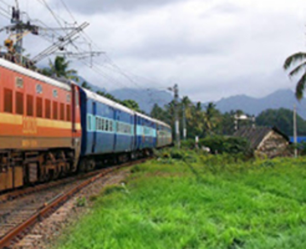 Train with   medical supplies   reaches State