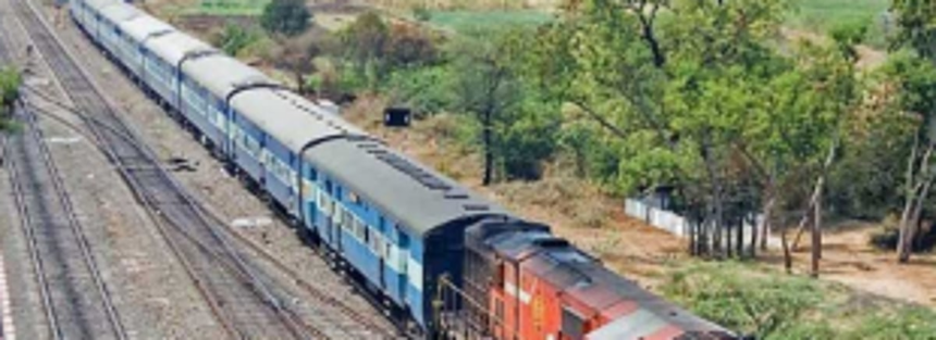 Trains cancelled due to cyclone warning 1 Trains cancelled due to cyclone warning