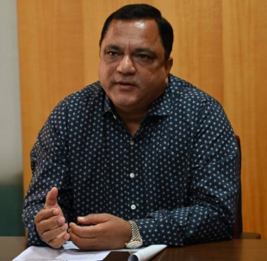 Transport Minister shifts stand, says no  e-challans until road users are educated