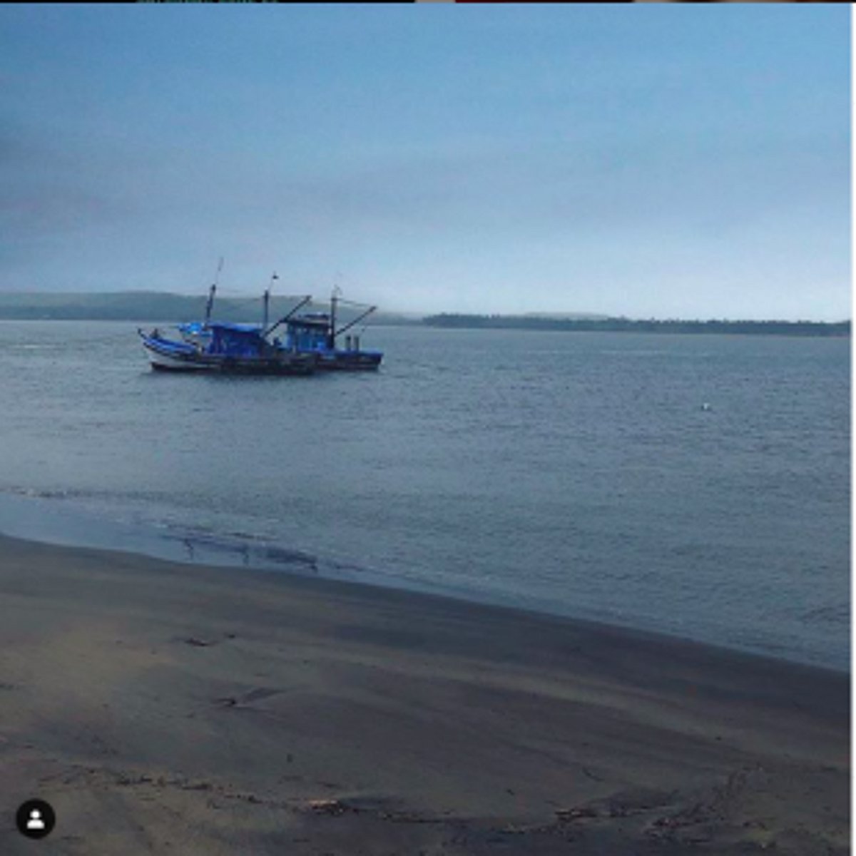 Trawlers return home empty handed on first day after ban