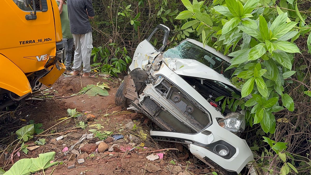 Truck-Car Collision at Shivnagar, Curchorem; No Injuries Reported