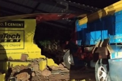 Truck Race Leads to Accident at Karapur-Bicholim, Injuring Two-Wheeler Rider and Damaging Bus Stop