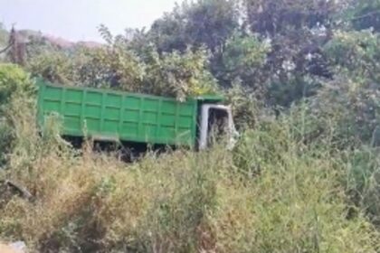 Truck Veers off Bambolim Highway After Colliding with Bus, No Injuries Reported