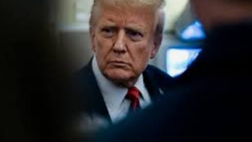 Trump Increases Pressure on Harvard, Demands Apology Over Antisemitism Allegations Amid Funding Freeze