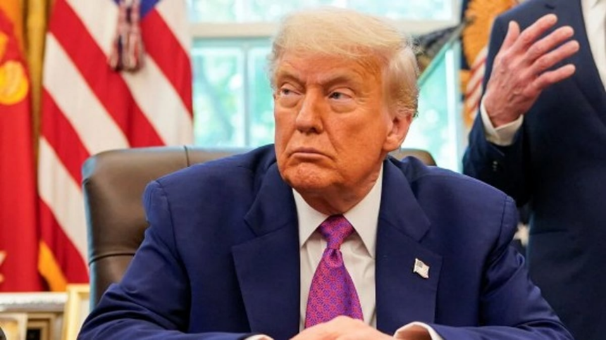 Trump Threatens Higher Tariffs on India Over Russian Oil Trade; Govt Says Impact Will Be Minimal 1 Trump Threatens Higher Tariffs on India Over Russian Oil Trade; Govt Says Impact Will Be Minimal