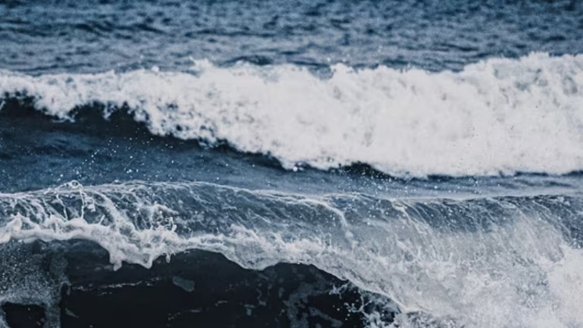 Tsunami Alert Issued Across Pacific After Massive 8.7-Magnitude Quake Hits Russia’s Kamchatka Peninsula