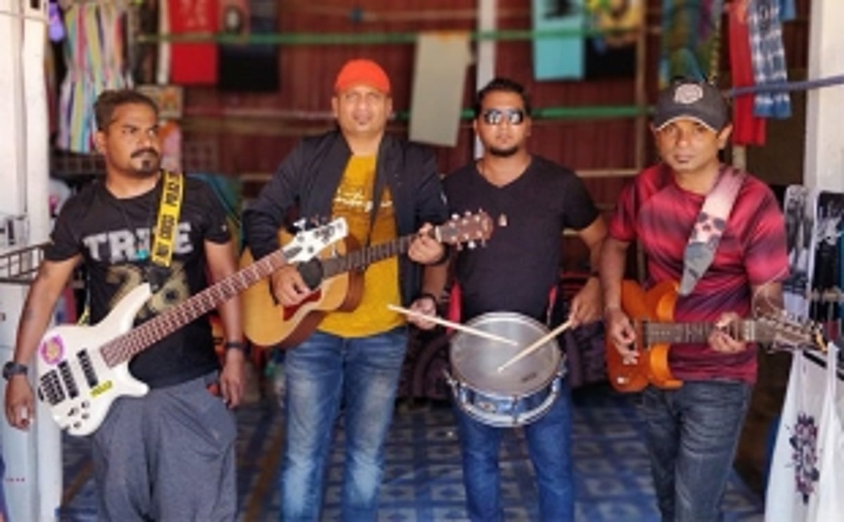 Tunes of Corona: Music for hope in a no audience concert