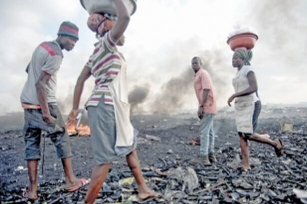 Turning e-waste into art at Ghana’s toxic dump
