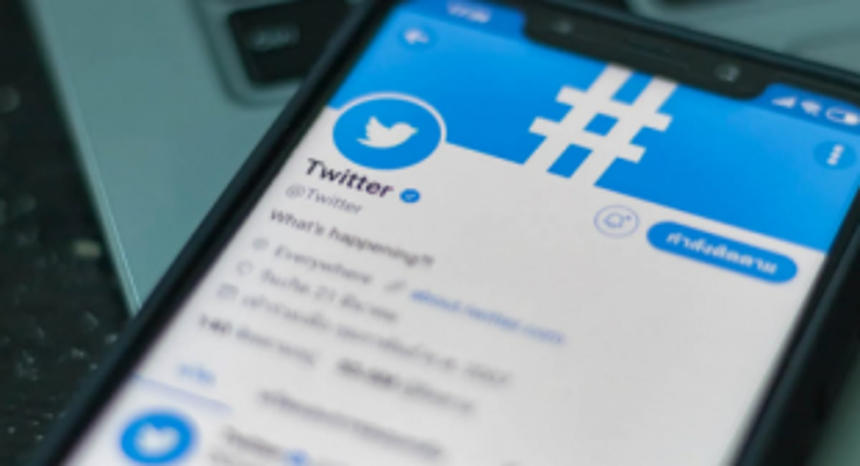 Twitter feud between Goa and Delhi CMs escalates