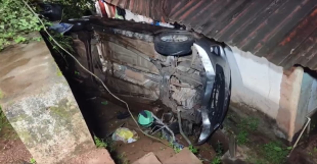 Two Injured in Self-Accident as Car Collides with Electricity Pole and Wall in Siolim
