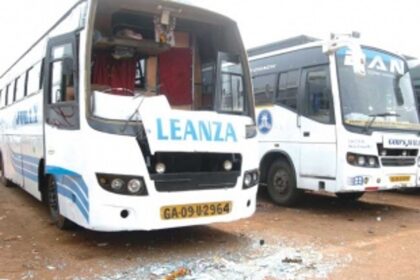 Two Mumbai-Goa buses stoned