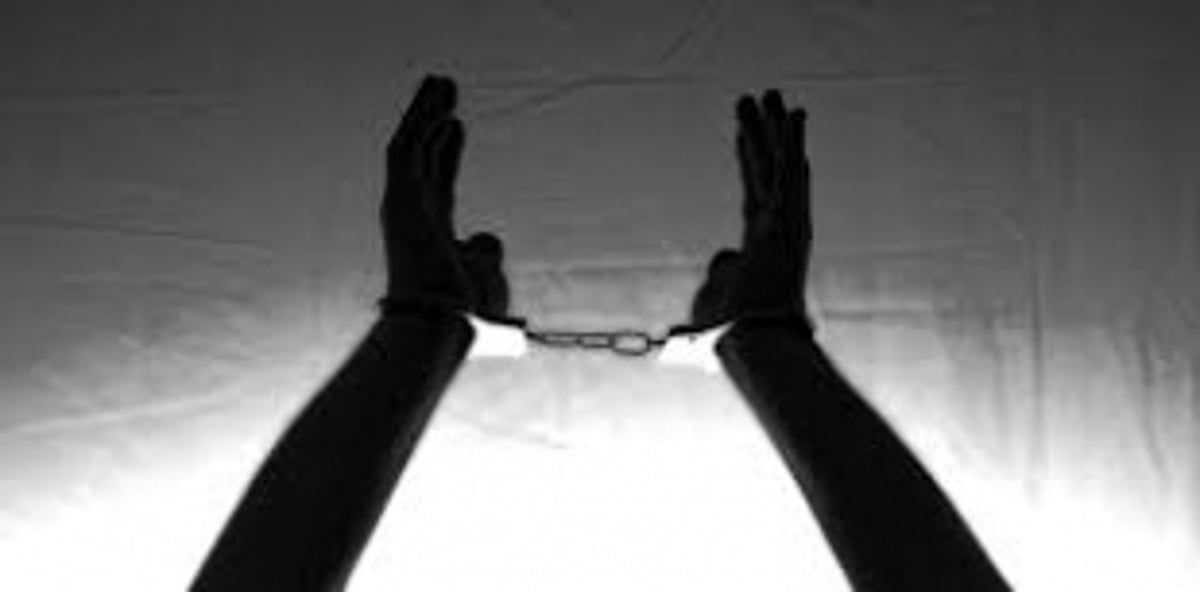 Two arrested for car theft