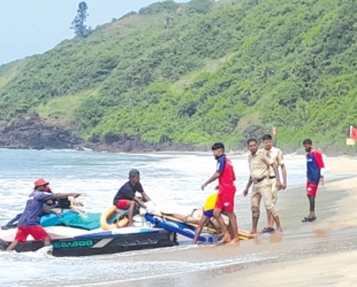 Two brothers on a holiday drown at Arambol lake