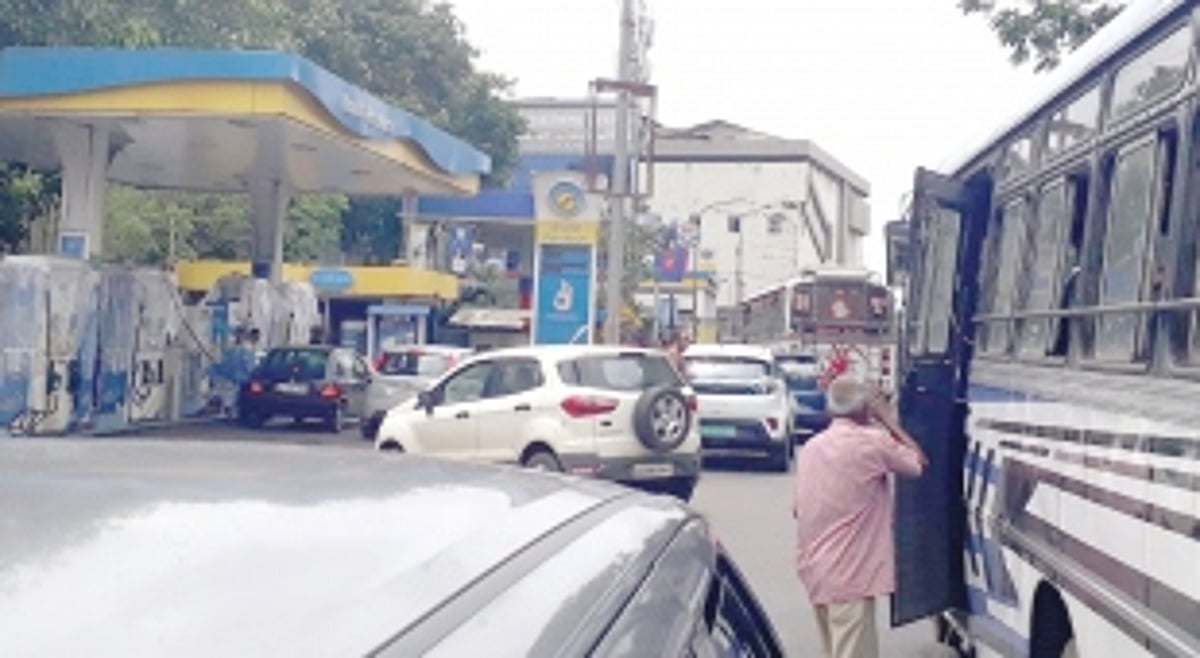 Two decades’ plan to shift Margao petrol pumps sees no action till date!