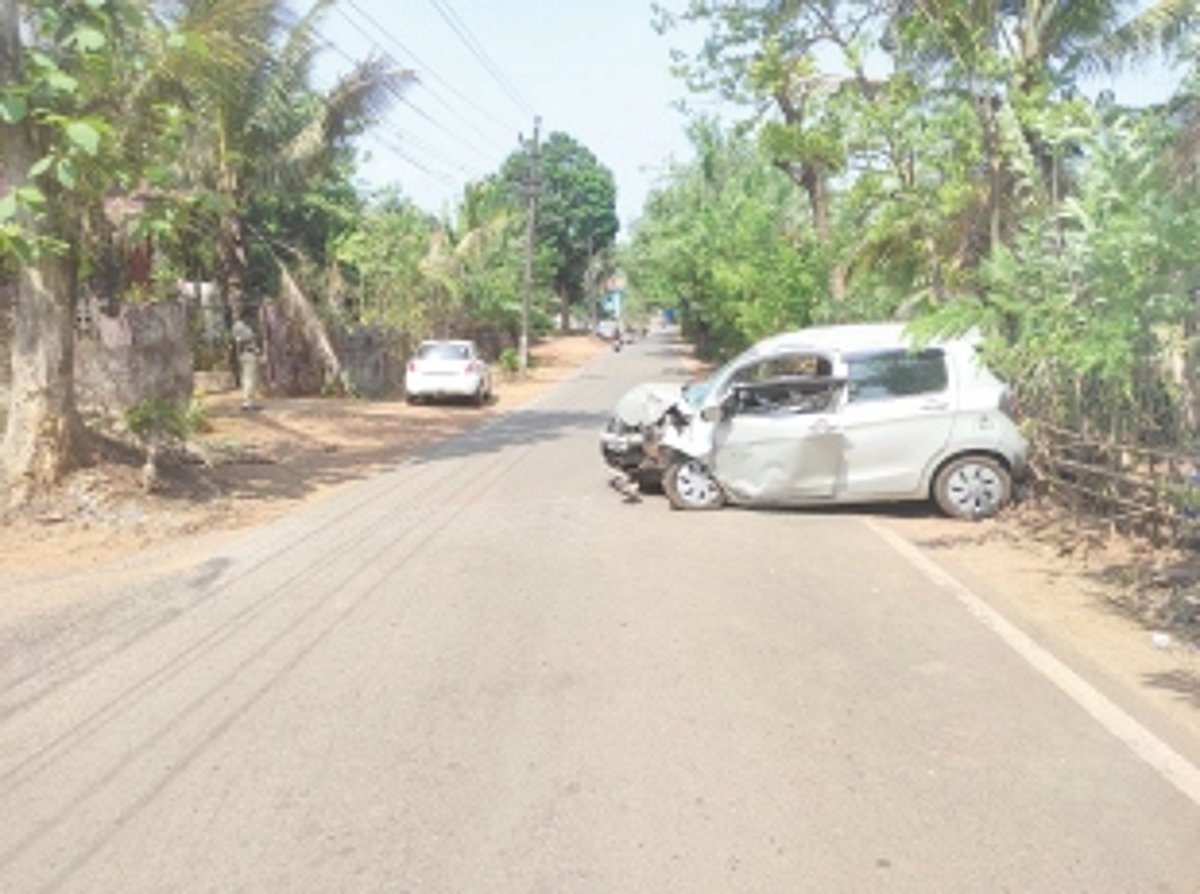 Two family members die  in Panchawadi accident