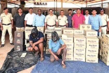 Two held by Mopa police for attempting to smuggle over 300 litres of alcohol into Maha
