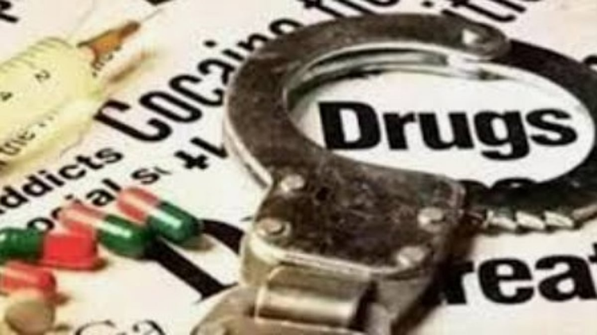 Goa Police's Anti-Narcotics Cell Arrests Two Men with Ganja Worth Rs 15 Lakh, Uncover Drug Distribution Network 1 Two held with ganja at Goa-Karnataka border