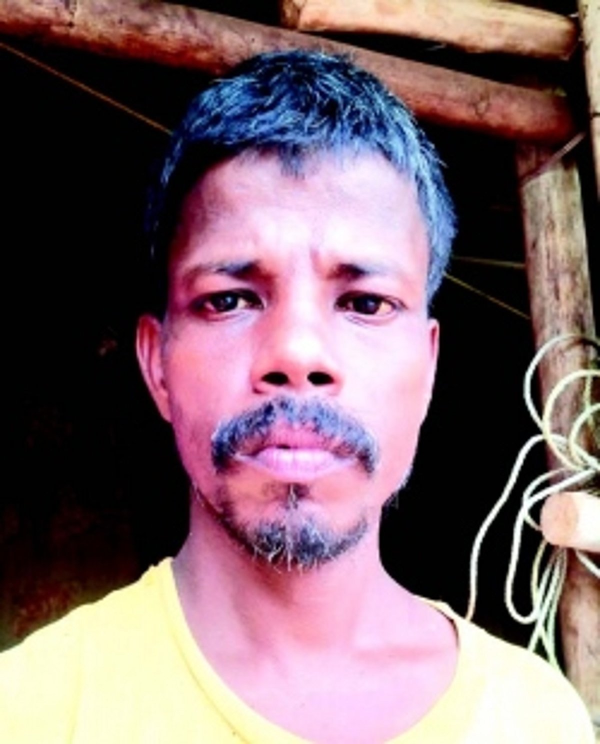 Two hospitalised after lightning  hits tree, knocks them down