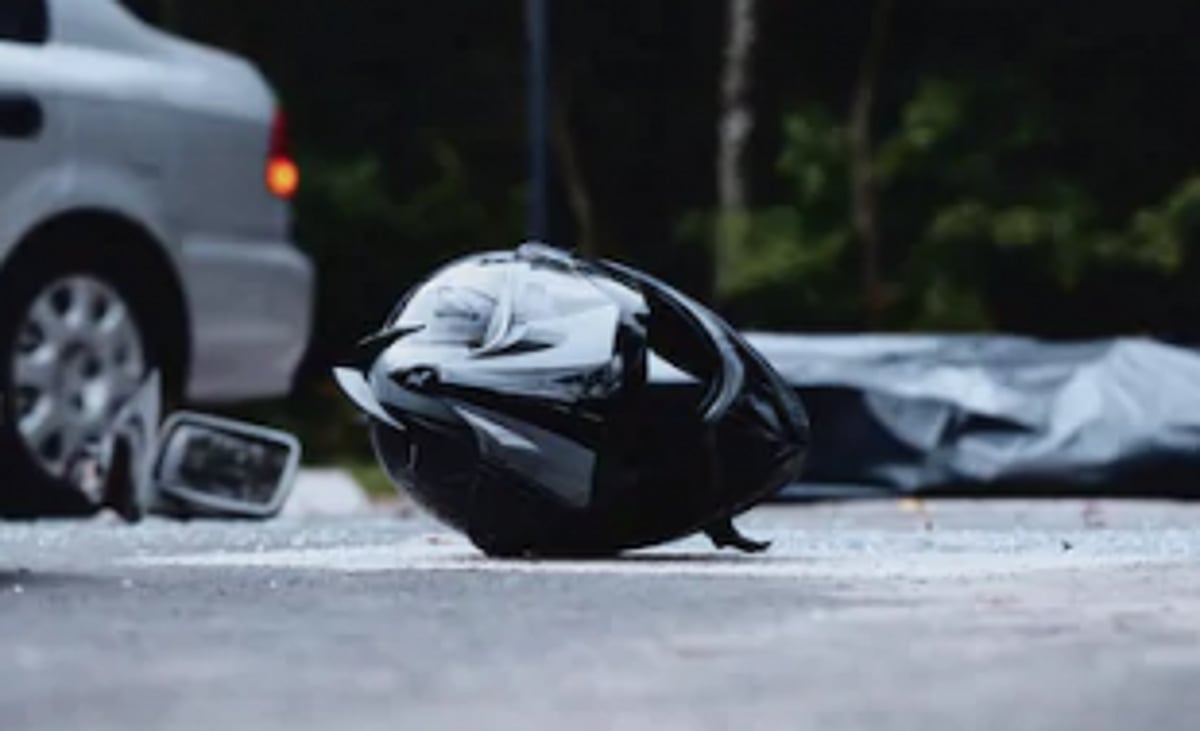 Two hurt, one critical in Navelim accident