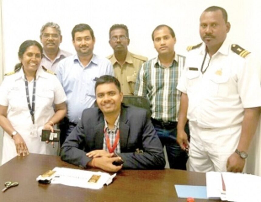 Two kg gold seized at Dabolim