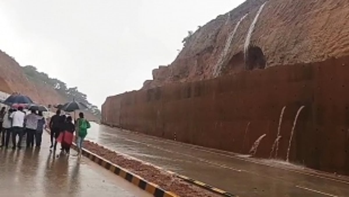 Two landslides occur one at Naibag and another at Dhargal