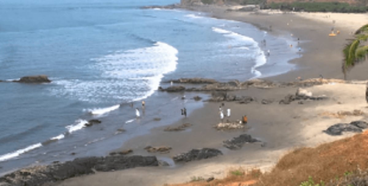 Two tourists rescued from drowning at Vagator beach