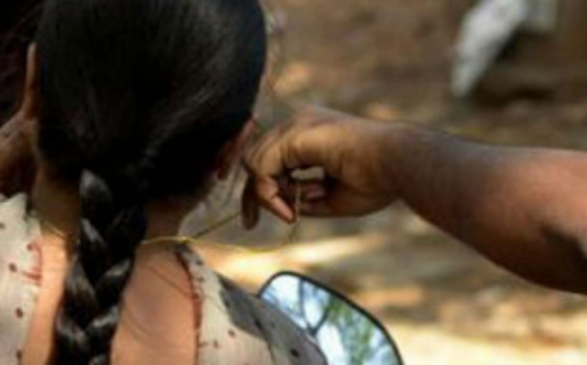 Two women robbed of chain, mangalsutra