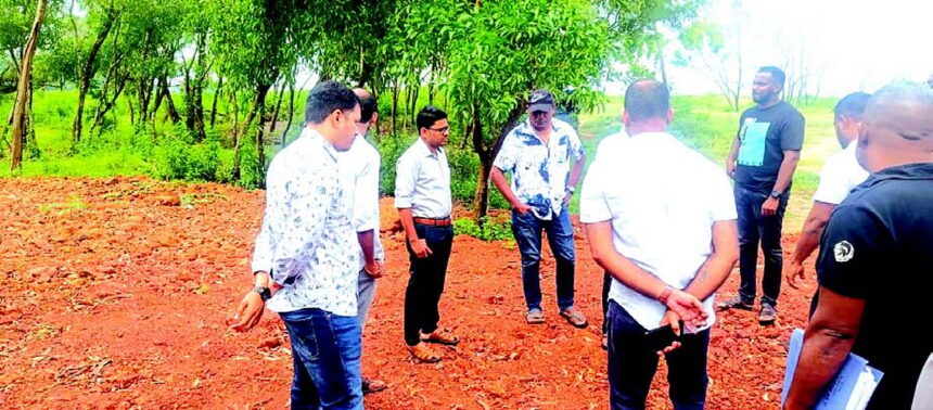 UTTER CHAOS: Villagers take on Cavelossim sarpanch over sand dune destruction at Mobor