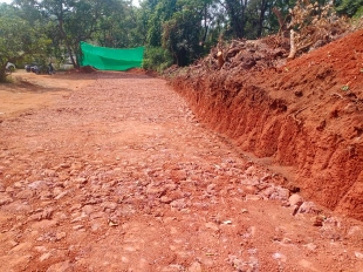 Unauthorized Hill and Tree Cutting in Arpora Raise Concerns, Calangute MLA and Panchayat Officials Take Action