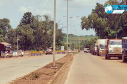 Understaffed tollbooth at Patradevi checkpost leads to long queue of trucks