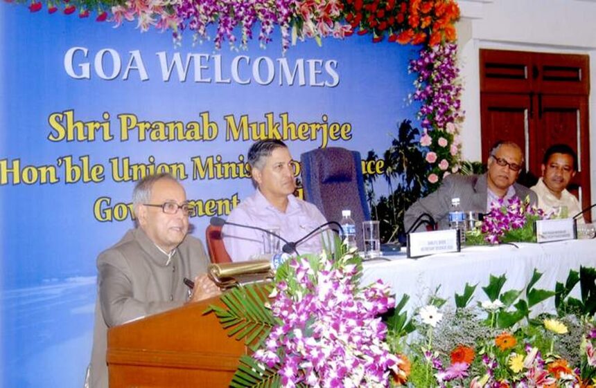 Union Finance Minister Pranab Mukherjee addressing during interactive session organised at Dona Paula on Saturday. Also present are Chief Minister Digambar Kamat, Revenue Secretary Bhide and Chief Secretary Sanjay Srivastava.