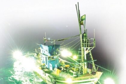 Union Fisheries Minister Parshottam Rupala refuses to condemn use  of LED lights in fishing