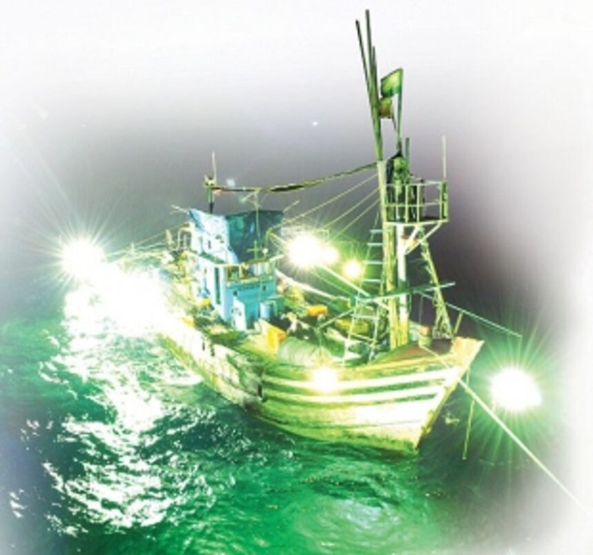 Union Fisheries Minister Parshottam Rupala refuses to condemn use  of LED lights in fishing