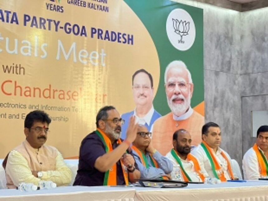 Union Min hails economic growth in India